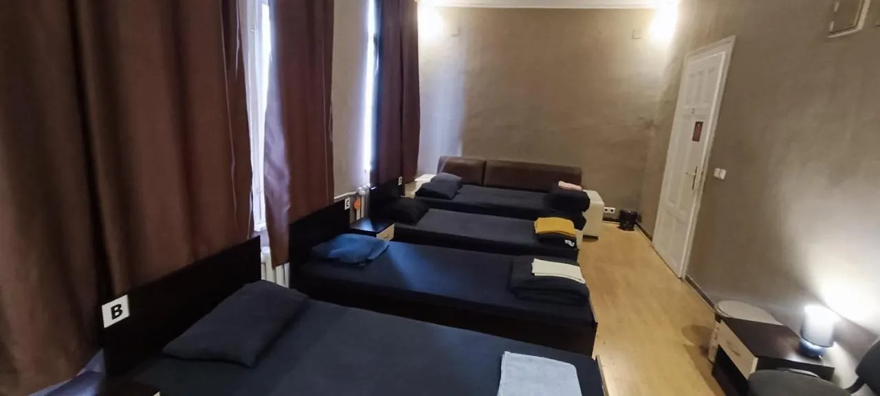 Vintage Private Rooms In The Heart Of The Downtown Sofia